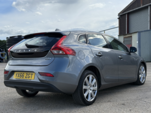 2016 Volvo V40 2.0 Inscription D2 in Grey — image 4