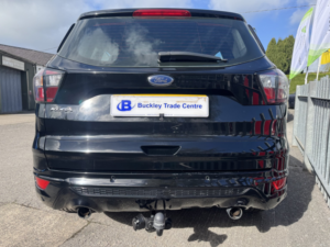 2017 Ford Kuga 2.0 Tdci Ecoblue St-Line in Black — image 4