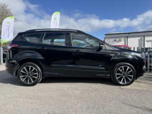 2017 Ford Kuga 2.0 Tdci Ecoblue St-Line in Black — image 6