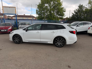 2024 Toyota Corolla 1.8 Vvt-H Gr Sport Touring Sports CVT Euro 6 (s/s) 5dr in White — image 4