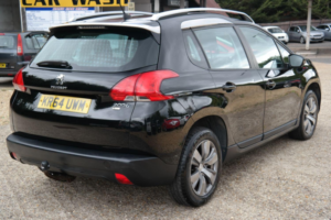 2015 Peugeot 2008 1.6 E-Hdi Active in Black — image 3