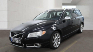 2013 Volvo V70 2.0 D3 R-Design Geartronic Euro 5 (s/s) 5dr in Black — image 2