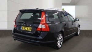 2013 Volvo V70 2.0 D3 R-Design Geartronic Euro 5 (s/s) 5dr in Black — image 4
