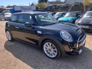 2016 MINI Hatch