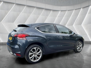 2014 Citroen Ds4 1.6 E-Hdi Airdream Dstyle Euro 5 (s/s) 5dr in Blue — image 6