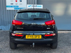 2015 Kia Sportage 1.7 Crdi Ecodynamics 1 2WD Euro 5 (s/s) 5dr in Black — image 6