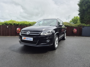 2015 Volkswagen Tiguan 2.0 Tdi Bluemotion Tech R-Line in Black — image 5