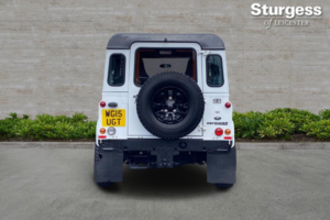 2015 Land Rover Defender 90 2.2 Tdci Xs Station Wagon 4WD Swb Euro 5 3dr in White — image 5