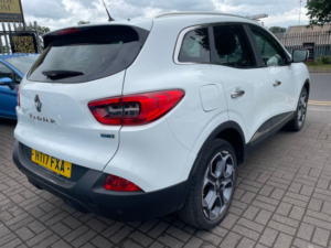 2017 Renault Kadjar 1.5 Dci Dynamique S Nav SUV 5dr Diesel Manual Euro 6 (s/s) (110 Ps) in White — image 5