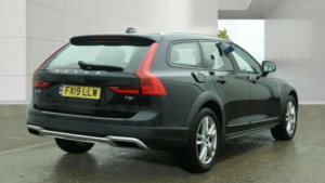 2019 Volvo V90 Cross Country 2.0 T5 Auto AWD Euro 6 (s/s) 5dr in Black — image 5