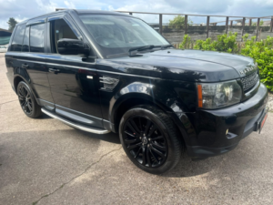 2012 Land Rover Range Rover Sport 3.0 Sd V6 Hse in Black — image 4