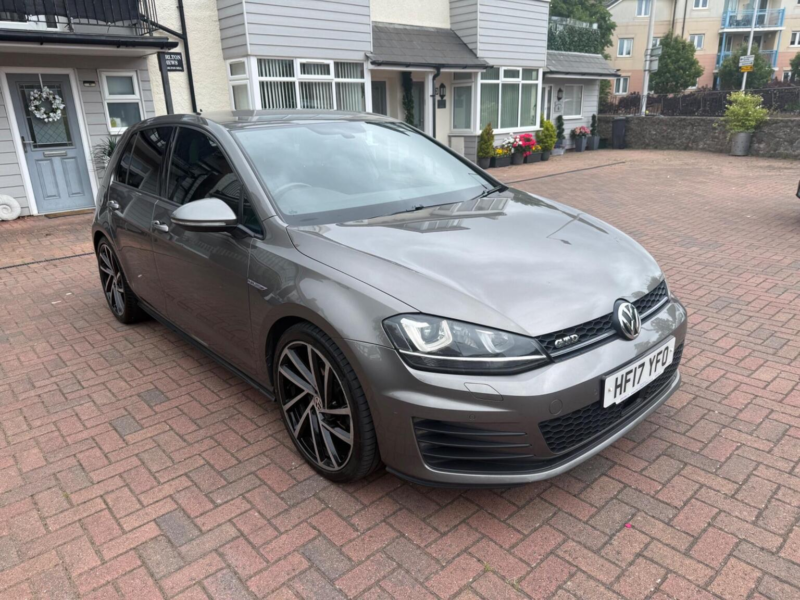 2017 Volkswagen Golf 2.0 Tdi Bluemotion Tech Gtd Euro 6 (s/s) 5dr in Grey — image 1