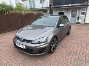 2017 Volkswagen Golf 2.0 Tdi Bluemotion Tech Gtd Euro 6 (s/s) 5dr in Grey — image 3