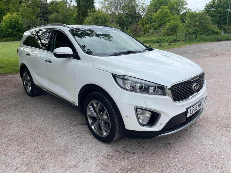 2016 Kia Sorento 2.2 Crdi Kx-4 Auto AWD Euro 6 5dr in White — image 1