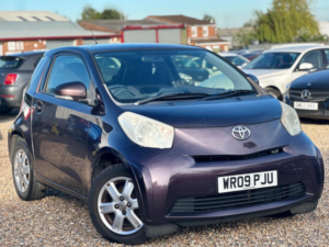 2009 Toyota Iq