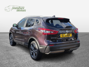 2019 Nissan Qashqai 1.3 Dig-T N-Connecta in Black — image 6