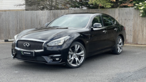 2017 Infiniti Q70 2.2 D Sport in Black — image 3