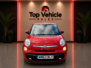 2013 Fiat 500l 1.3 Multijet Lounge in Red — image 2