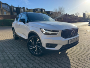 2019 Volvo Xc40