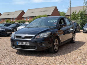 2008 Ford Focus 1.6 Zetec 5dr in Black — image 3
