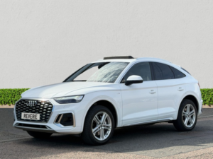 2021 Audi Q5 2.0 Tfsie 50 S Line Sportback 5dr Petrol Plug-In Hybrid S Tronic Quattro Euro 6 (s/s) 17.9kwh (299 Ps) in White — image 3