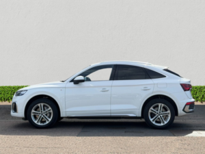 2021 Audi Q5 2.0 Tfsie 50 S Line Sportback 5dr Petrol Plug-In Hybrid S Tronic Quattro Euro 6 (s/s) 17.9kwh (299 Ps) in White — image 4