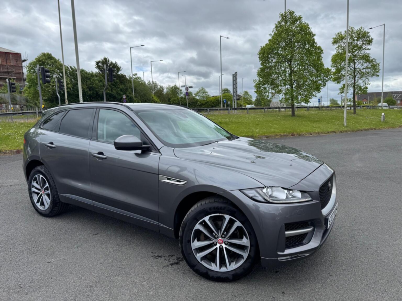 2017 Jaguar F-Pace 2.0 D240 R-Sport Auto AWD Euro 6 (s/s) 5dr in Grey — image 1