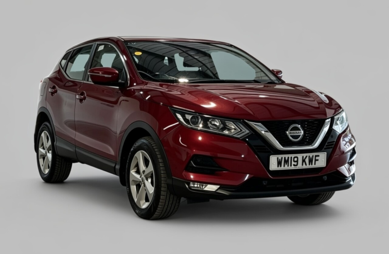 2019 Nissan Qashqai 1.3 Dig-T Acenta Premium SUV 5dr Petrol Manual Euro 6 (s/s) (140 Ps) in Red — image 1