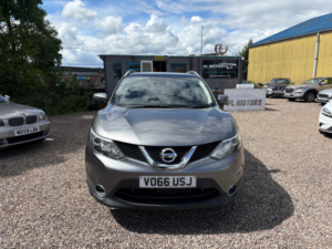 2016 Nissan Qashqai 1.6 Dci Tekna SUV 5dr Diesel Xtron 2WD Euro 6 (s/s) (130 Ps) in Grey — image 2