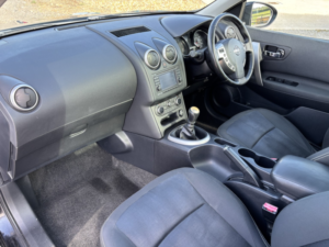2011 Nissan Qashqai 2.0 Dci N-Tec in Black — image 2