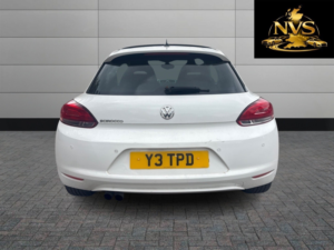 2011 Volkswagen Scirocco 2.0 Tdi Bluemotion Tech Gt in White — image 6