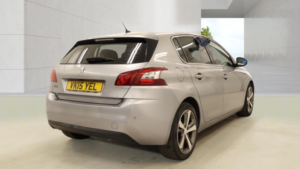 2015 Peugeot 308 1.2 Puretech Allure Automatic Grey 5dr Panroof+lowtax+satnav+rare Auto in Grey — image 2