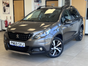 2019 Peugeot 2008 1.5 Bluehdi Gt Line in Grey — image 5