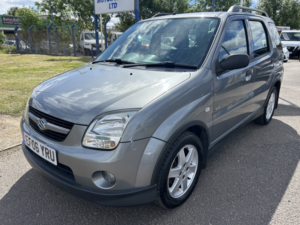 2006 Suzuki Ignis Glx 1.5 Vvt-S 4grip in Grey — image 2