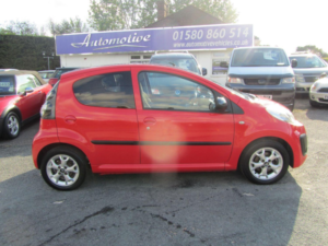 2014 Citroen C1 1.0 I Platinum in Red — image 4