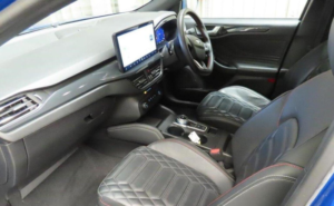 2022 Ford Focus 1.5 Ecoblue St-Line Vignale Auto Euro 6 (s/s) 5dr in Blue — image 2