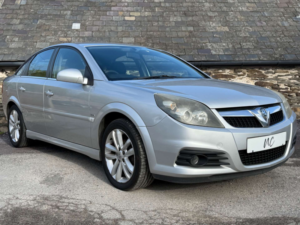 2008 Vauxhall Vectra 1.9 Vectra Sri Cdti 150 5dr in Silver — image 3