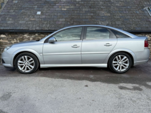 2008 Vauxhall Vectra 1.9 Vectra Sri Cdti 150 5dr in Silver — image 6