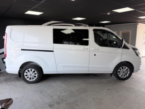 2022 Ford Transit Custom 2.0 300 Ecoblue Limited Crew Van L2 H1 Euro 6 (s/s) 5dr in White — image 2