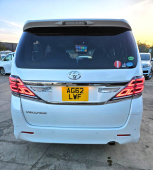 2012 Toyota Vellfire 2.4l Petrol -Upgraded Car-Ulez/caz Pass-Free 42months Gold Warranty & 12months Aa Breakdown Cover in White — image 5
