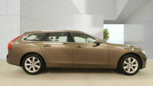 2016 Volvo V90 2.0 D4 Momentum Auto Euro 6 (s/s) 5dr in Bronze — image 6
