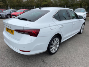 2020 Skoda Octavia 2.0 Tdi Se L First Edition Euro 6 (s/s) 5dr in White — image 6