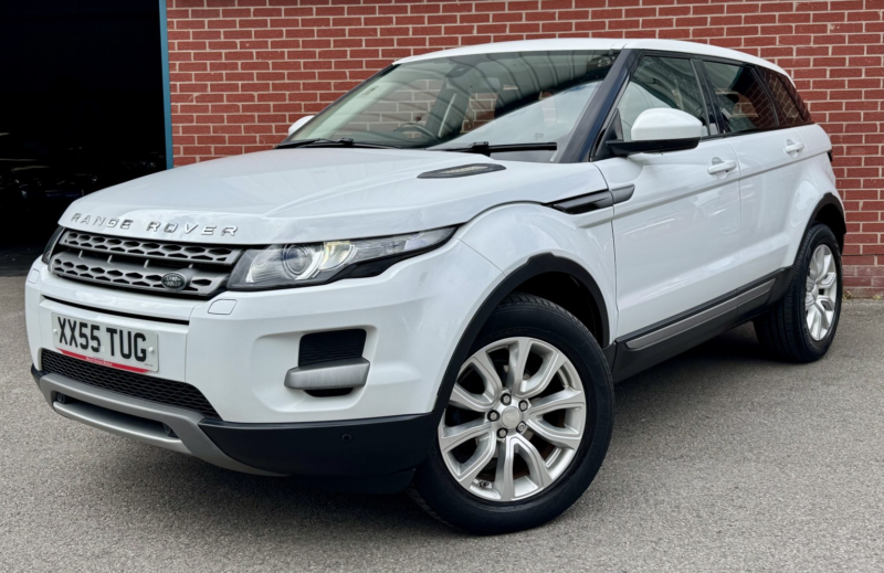 2014 Land Rover Range Rover Evoque 2.2 Sd4 Pure Tech in White — image 1
