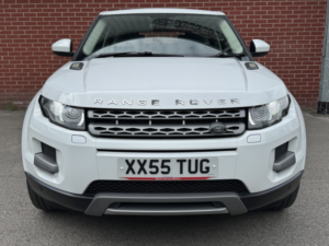 2014 Land Rover Range Rover Evoque 2.2 Sd4 Pure Tech in White — image 2