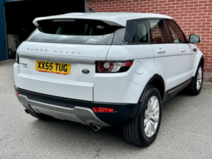2014 Land Rover Range Rover Evoque 2.2 Sd4 Pure Tech in White — image 5