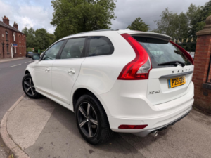 2017 Volvo Xc60 2.0 D4 R-Design Lux Nav Euro 6 (s/s) 5dr in White — image 4