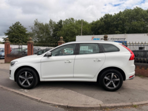 2017 Volvo Xc60 2.0 D4 R-Design Lux Nav Euro 6 (s/s) 5dr in White — image 6