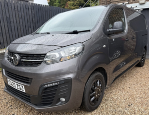 2020 Vauxhall Vivaro 1.5 Turbo D 2700 Edition Panel Van 5dr Diesel Manual L1 H1 Euro 6 (s/s) (100 Ps) in Grey — image 2