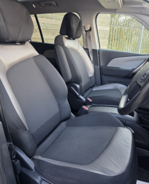 2019 Citroen Grand C4 Spacetourer 1.5 Bluehdi Flair in Grey — image 4