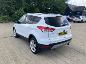 2013 Ford Kuga 2.0 Tdci Titanium in White — image 4
